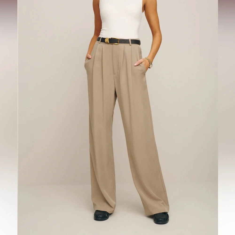 Reformation Mason Pant in Khaki - Picture 1 of 6
